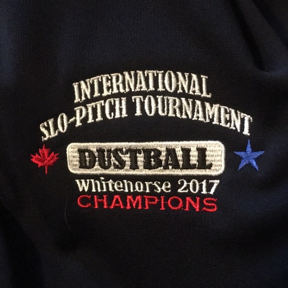 Ladies zip front jacket. - Picture 3 of 3